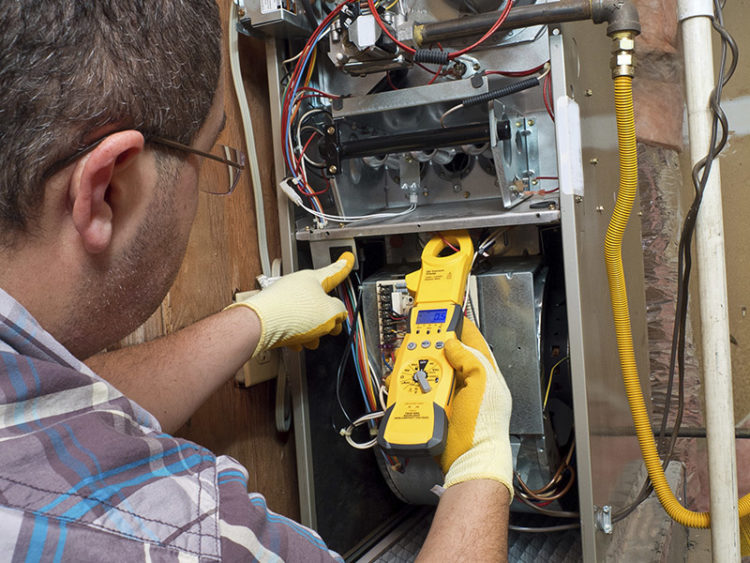 How to Choose Between Furnace Repair and Replacement